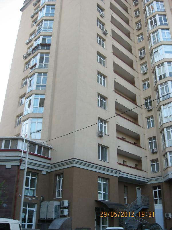 Киев, Героев Сталинграда просп., 26А