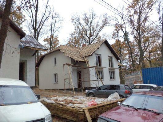 Київська обл., Бучанський район, м. Ірпінь, Білокур вул., 1Е