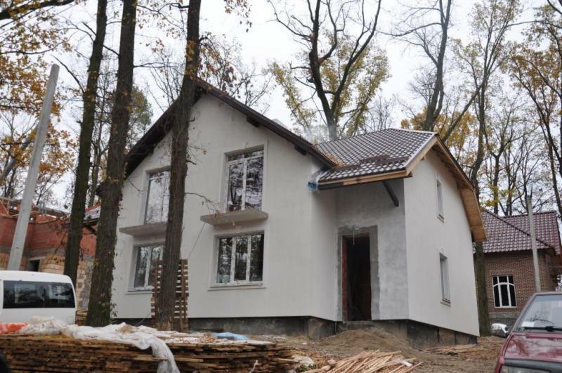 Київська обл., Бучанський район, м. Ірпінь, Білокур вул., 1Е