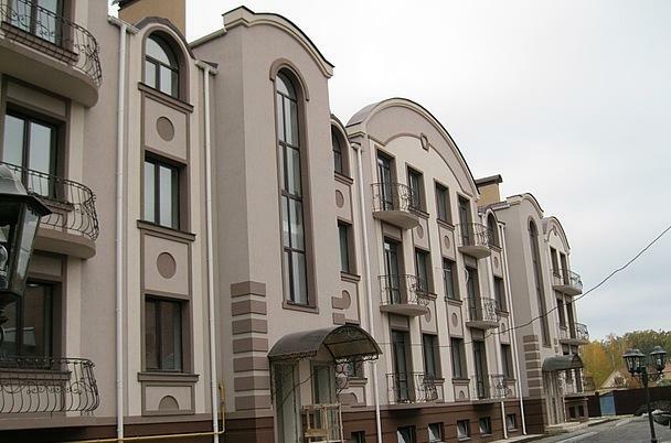 Киевская обл., Броварской район, г. Бровары, Драгоманова ул., 3