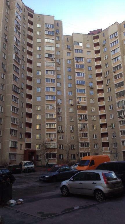 Київ, Василя Порика просп., 7Б