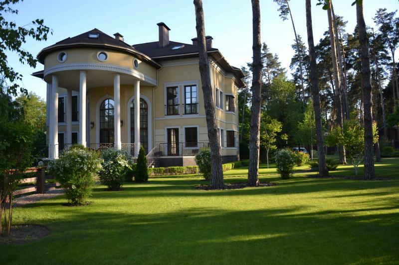 Киевская обл., Обуховский район, с. Романков, Лесная ул., 1