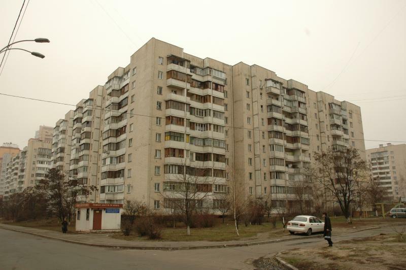 Київ, Василя Стуса вул., 26