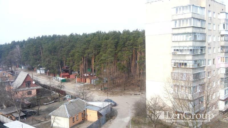 Киевская обл., Броварской район, г. Бровары, Белодубравная ул., 2