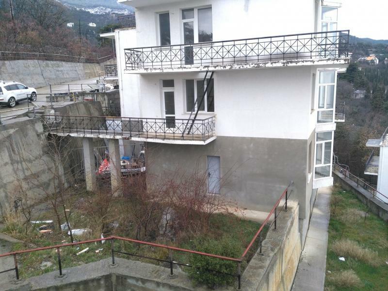 АР Крым обл., Большая Ялта район, пгт Восход, Авроры ул., 62