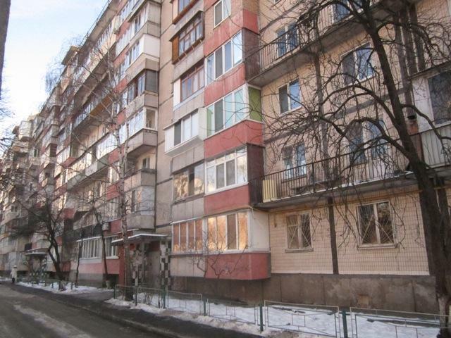 Киев, Петра Калнышевского ул., 1