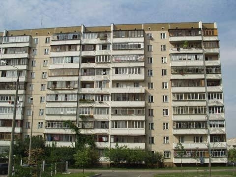 Драгоманова вул., 11  /квартира під НЕЖИТЛОВЕ ПРИМІЩЕННЯ /ст.м.Позняки