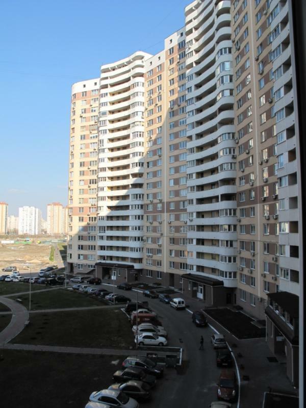 Аренда 1-комнатной квартиры 49 м², Елены Пчилки ул., 2