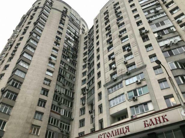 Продаж 3-кімнатної квартири 120 м², Голосіївський просп., 68