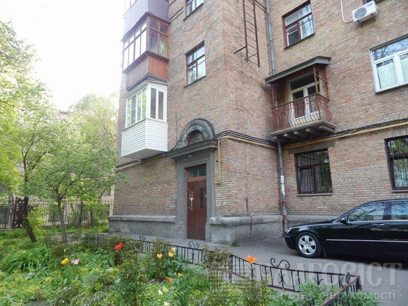 Продаж 2-кімнатної квартири 45 м², Генерала Алмазова вул., 1