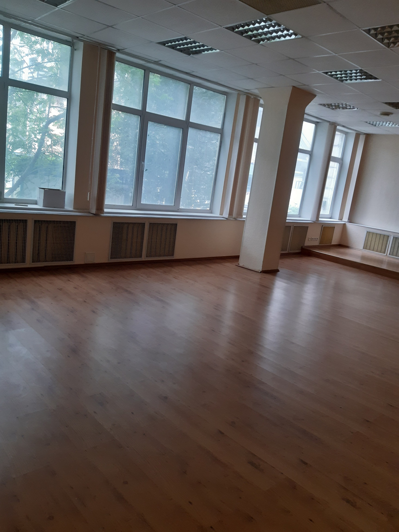 Оренда офісу 13 м², Генерала Алмазова вул., 18/7