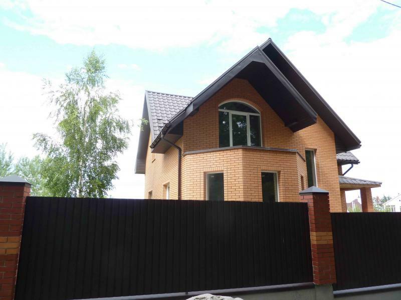 Киевская обл., Киево-Святошинский район, с. Тарасовка, Шевченко ул., 1А