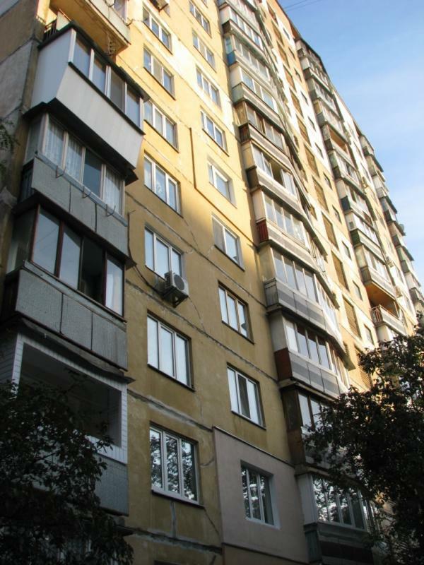 Киев, Георгия Гонгадзе просп., 32Ж