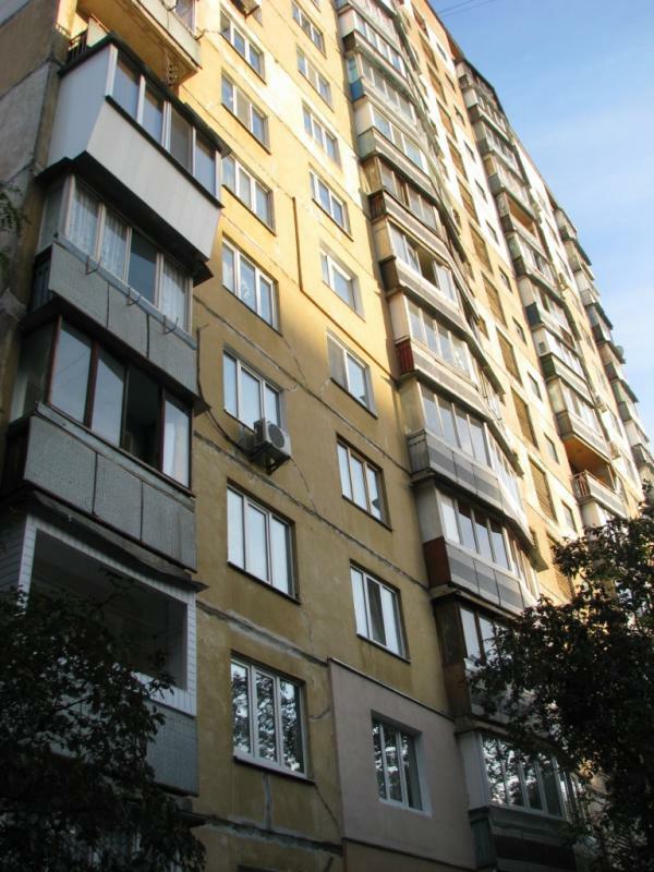 Киев, Георгия Гонгадзе просп., 32Ж