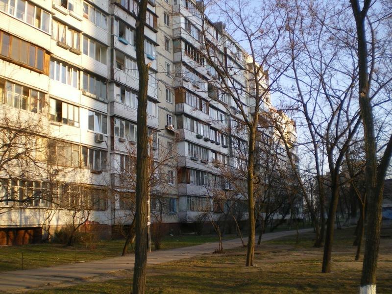 Киев, Героев Сталинграда просп., 42В