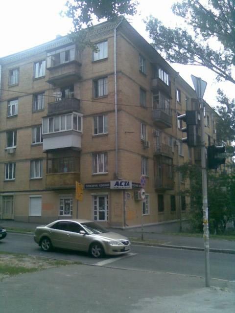 Київ, Михайла Бойчука вул., 9/12