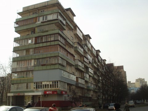 Киев, Александра Архипенко ул., 4