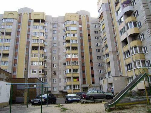 Киевская обл., Вышгородский район, г. Вышгород, Луговая ул., 3