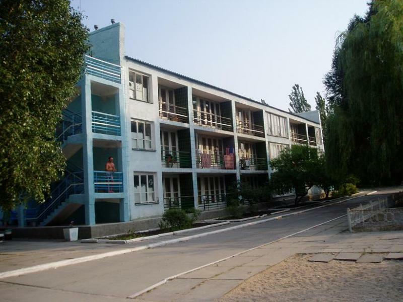 Донецкая обл., Новоазовский район, пгт Седово, Комсомольская ул., 3