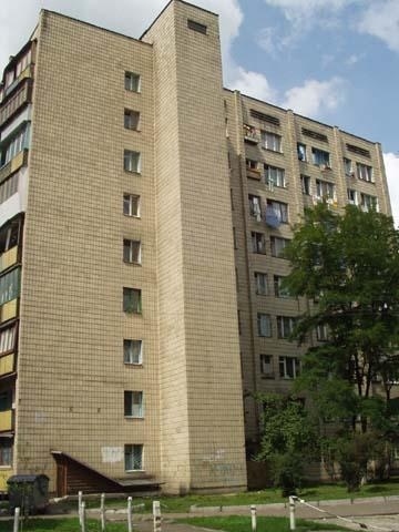 Киев, Амвросия Бучмы ул., 6В
