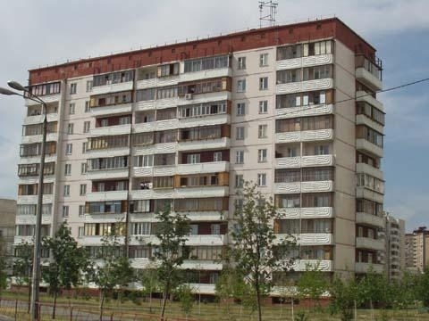 Киев, Бориса Гмыри ул., 9