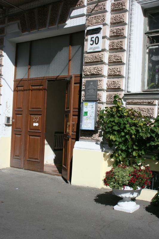 Оренда 2-кімнатної квартири 55 м², Богдана Хмельницького вул., 50