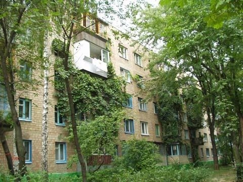 Київ, Ромена Роллана бул., 4В