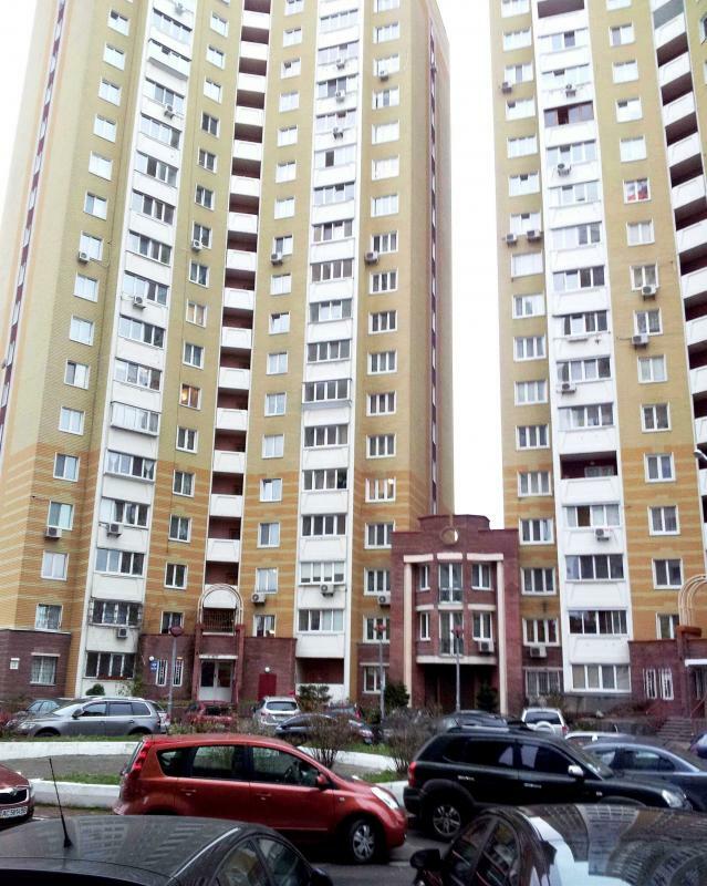 Киев, Георгия Гонгадзе просп., 18Ж