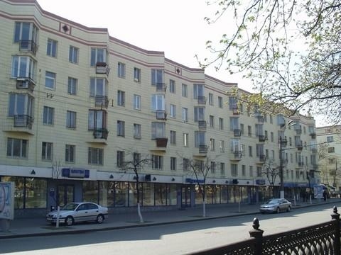 Киев, Победы просп., 7