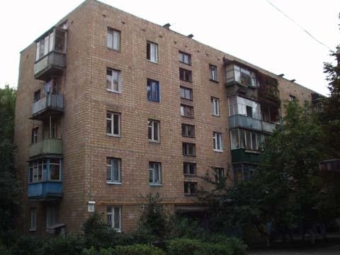 Київ, Ромена Роллана бул., 5А