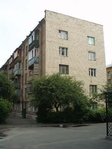 Київ, Голосіївський просп., 100/2