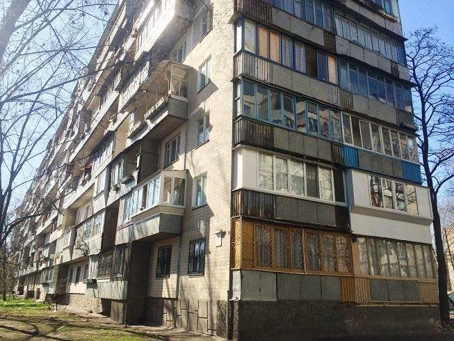 Продаж 3-кімнатної квартири 63 м², Павла Тичини просп., 11