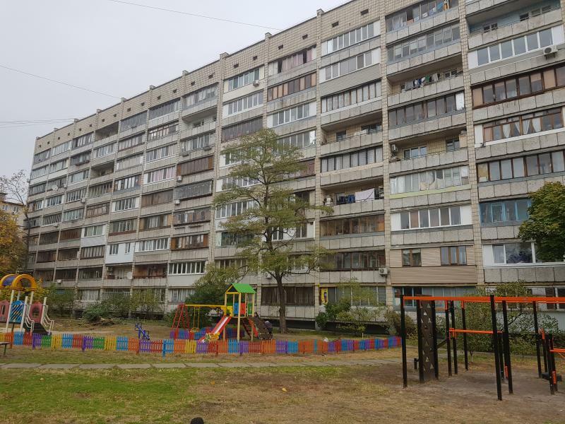 Киев, Соборности просп., 13А