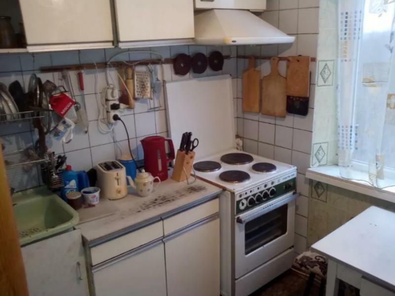 Харків, Победы просп., 72