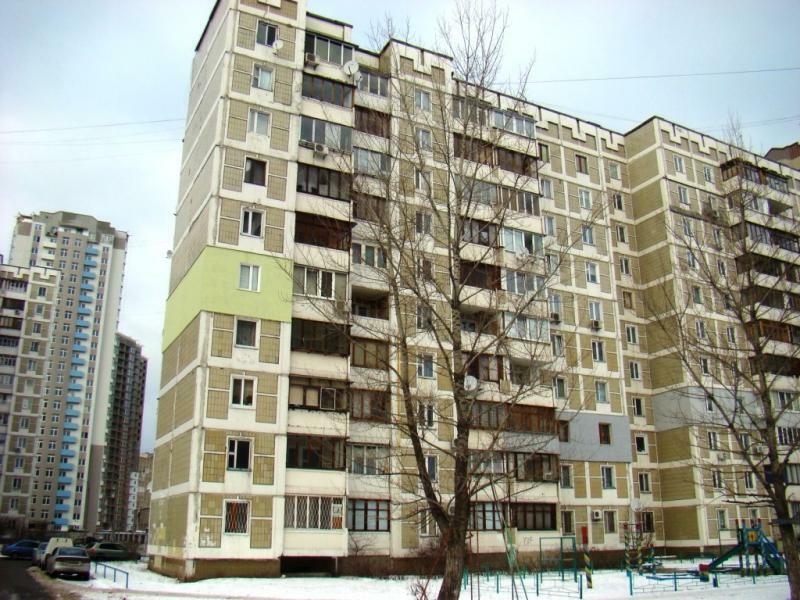 Киев, Николая Лаврухина ул., 7