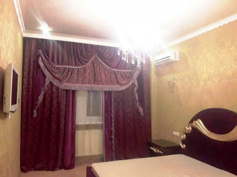 Донецк, Маяковского просп., 20Б