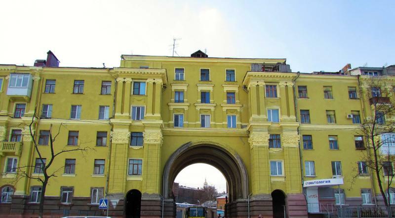 Харків, Героїв Харькова просп., 27