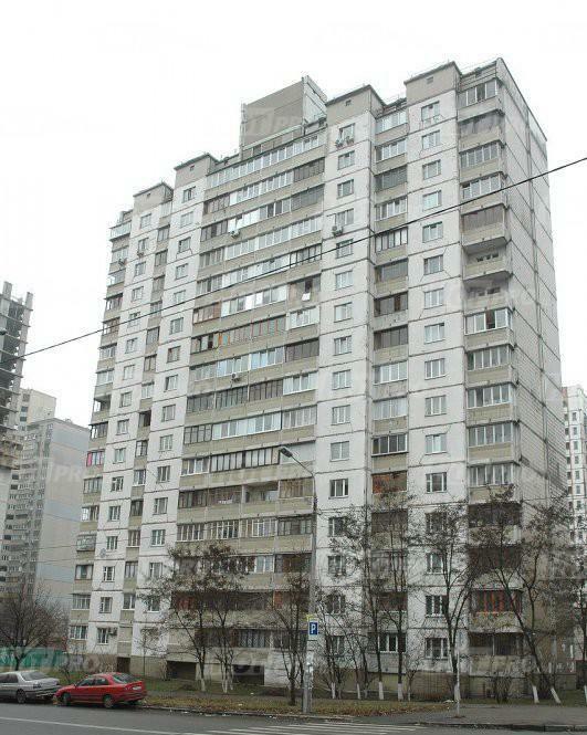 Київ, Василя Стуса вул., 2