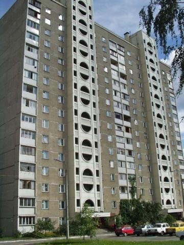 Киев, Василия Стуса ул., 5