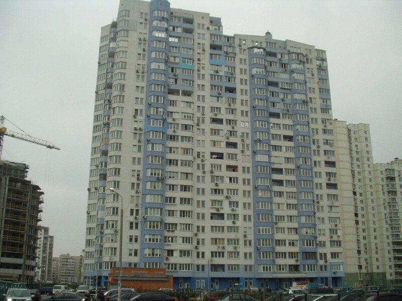 Киев, Драгоманова ул., 6А