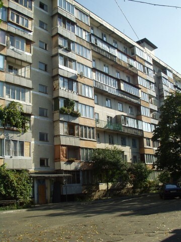 Киев, Петра Калнышевского ул., 3