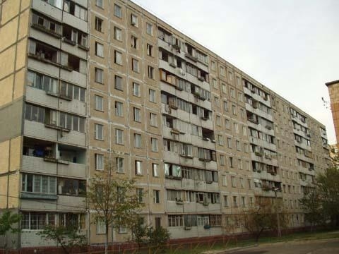 Киев, Романа Шухевича просп., 8Г