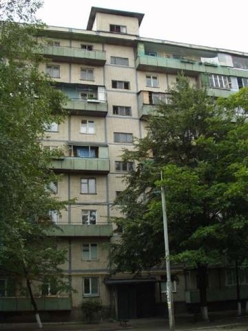 Київ, Ромена Роллана бул., 2