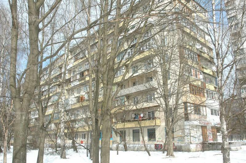 Киев, Леся Курбаса просп., 12А