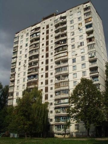 Киев, Леся Курбаса просп., 10