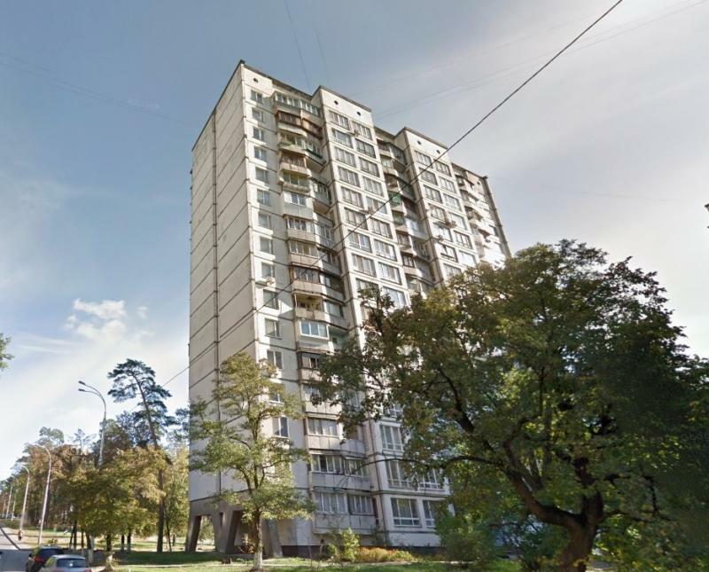 Київ, Миколи Ушакова вул., 6