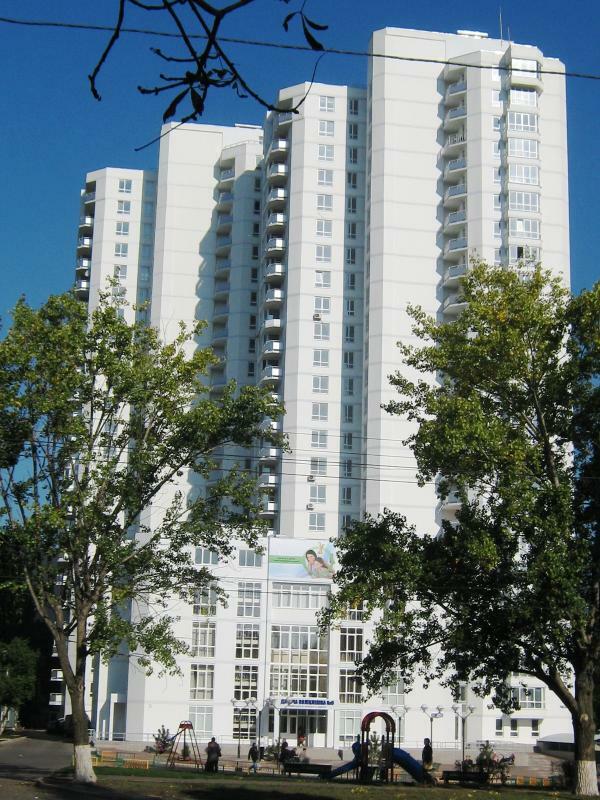 Одесса, Академика Глушко просп., 32А