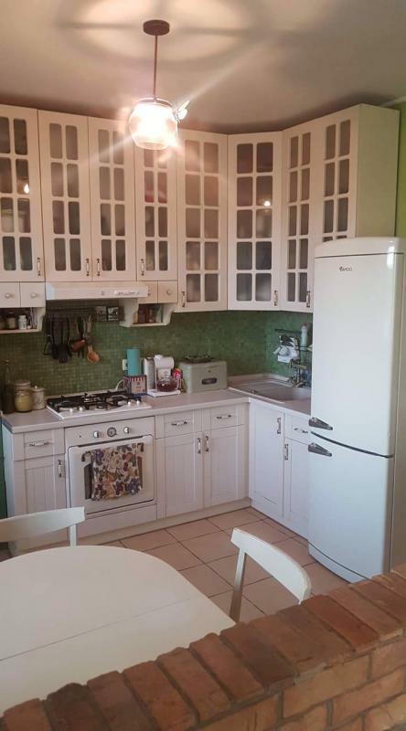 Київська обл., Обухівський район, м. Українка, Будівельників вул., 11