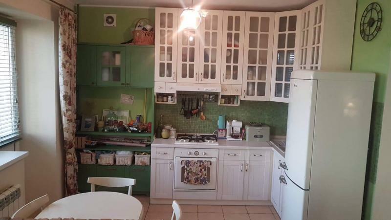 Київська обл., Обухівський район, м. Українка, Будівельників вул., 11