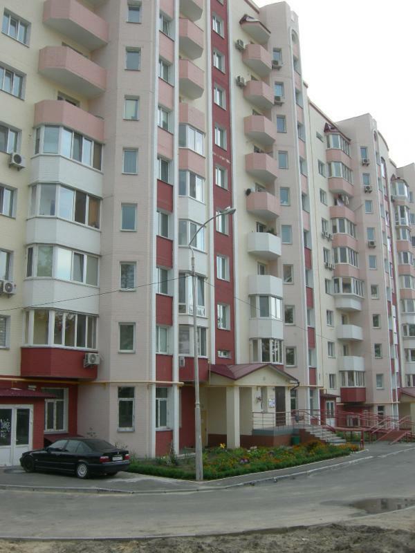 Київська обл., Обухівський район, м. Українка, Будівельників вул., 11